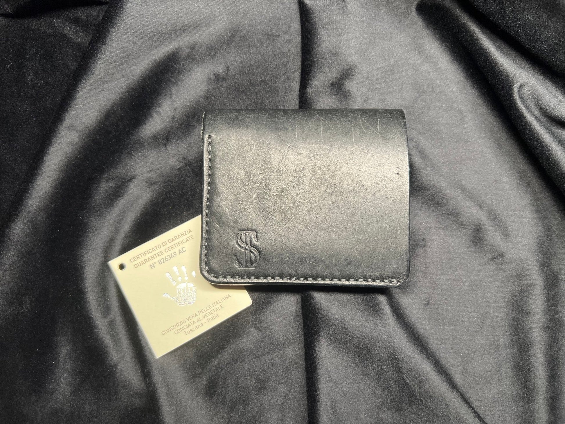 Minimalist Leather Wallet – Slim Everyday Carry - S&I Sticker Store